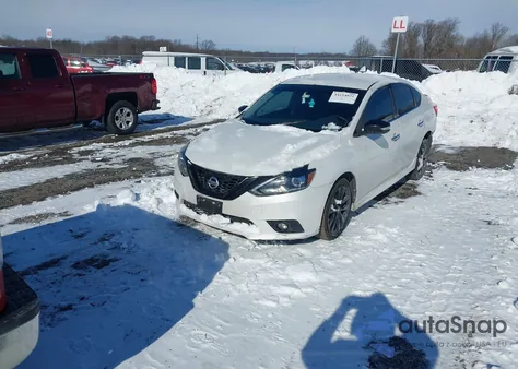 2018 Nissan Sentra Sr z USA, uszkodzony, nr VIN 3N1AB7AP7JY341411